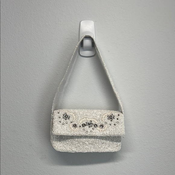 Lulu | Beaded Bag w/ Rhinestone Embellishments 🤍 - Picture 3 of 13